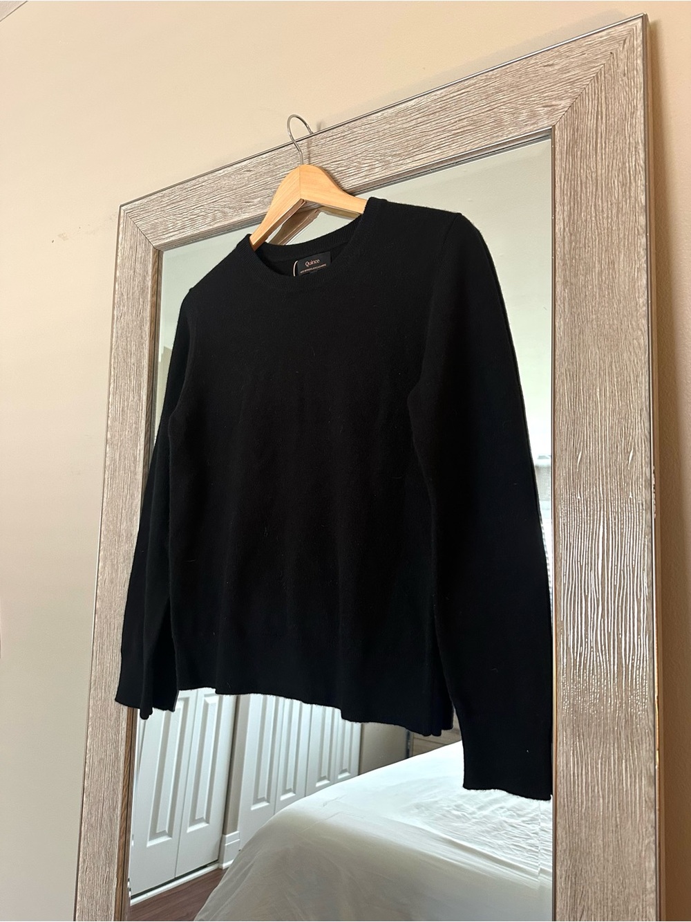 Quince 100% Mongolian Cashmere Black Sweater NWT Size Small
